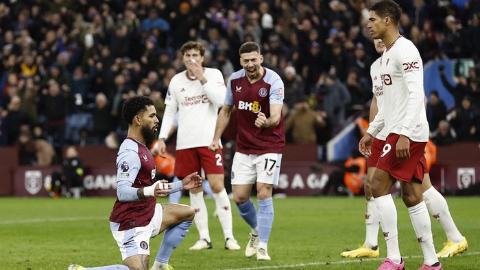 Soal Selebrasi Joget-joget Douglas Luiz di Depan Andre Onana