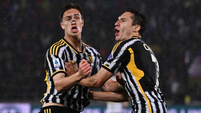 Juventus Unjuk Karakter