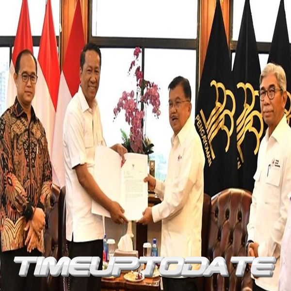 Kubu Agung Laksono Tolak Keputusan Menkum soal PMI JK