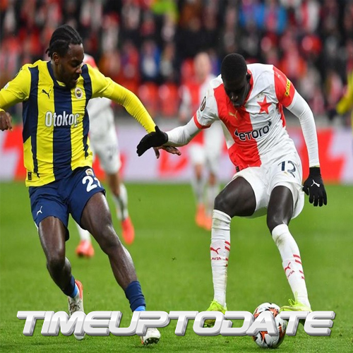 Chelsea dan Liverpool Incar Bek Muda Asal Senegal